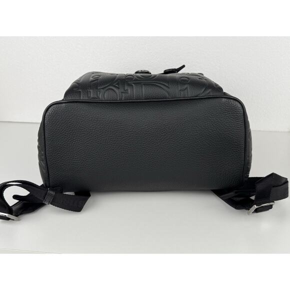 Christian Dior Black Gravity And Grained Leather Daily Backpack With Flap - Picture 5 of 16